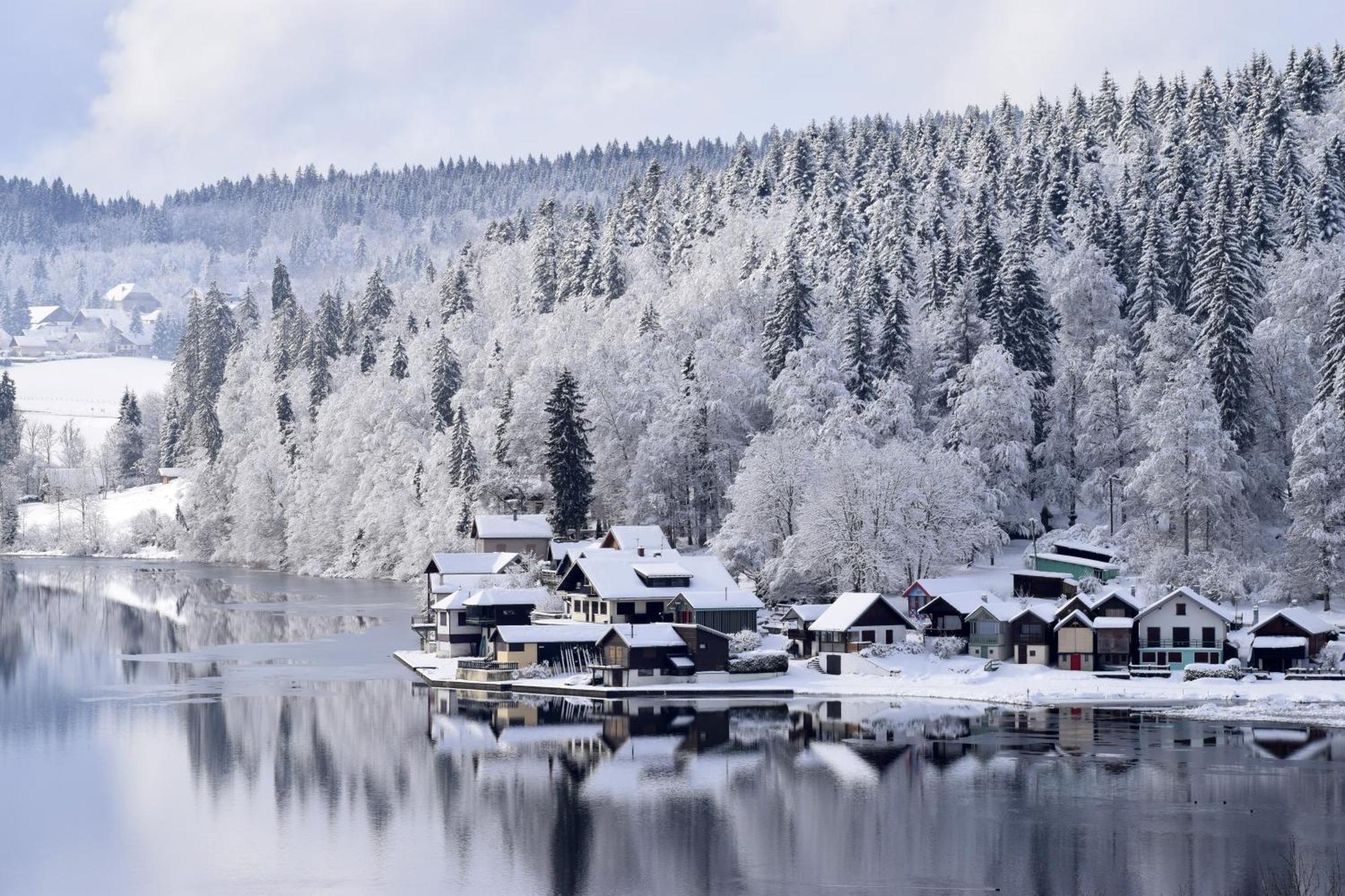 Hotel-Restaurant Le Lac Malbuisson Kültér fotó
