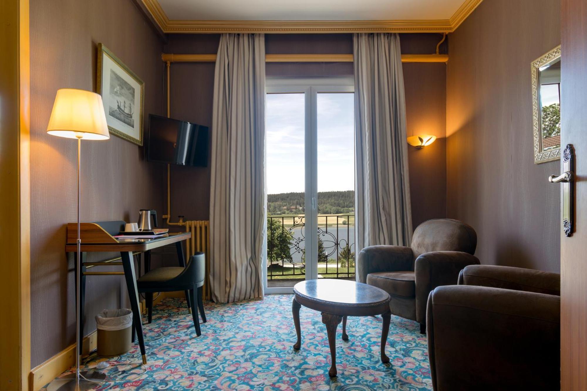 Hotel-Restaurant Le Lac Malbuisson Kültér fotó