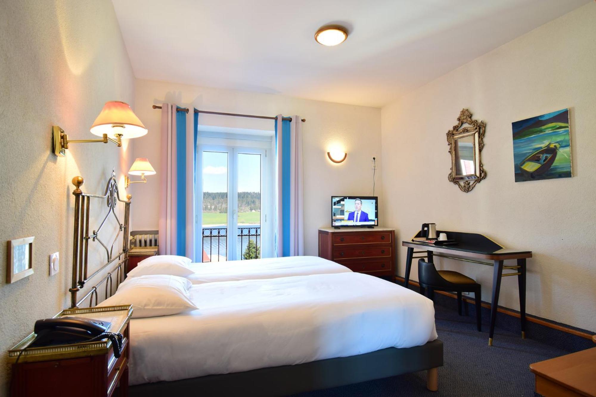 Hotel-Restaurant Le Lac Malbuisson Kültér fotó