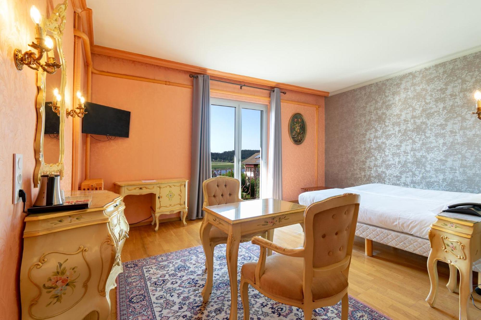 Hotel-Restaurant Le Lac Malbuisson Kültér fotó