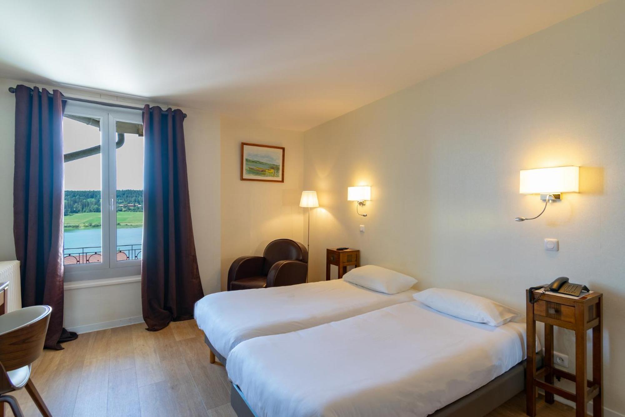 Hotel-Restaurant Le Lac Malbuisson Kültér fotó