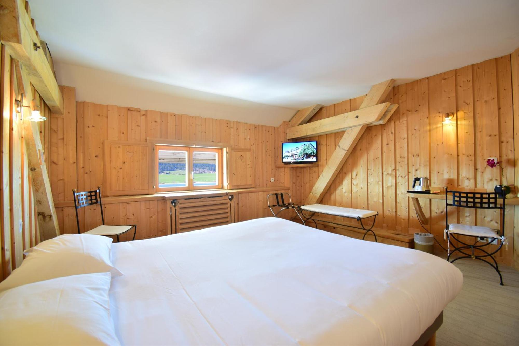 Hotel-Restaurant Le Lac Malbuisson Kültér fotó