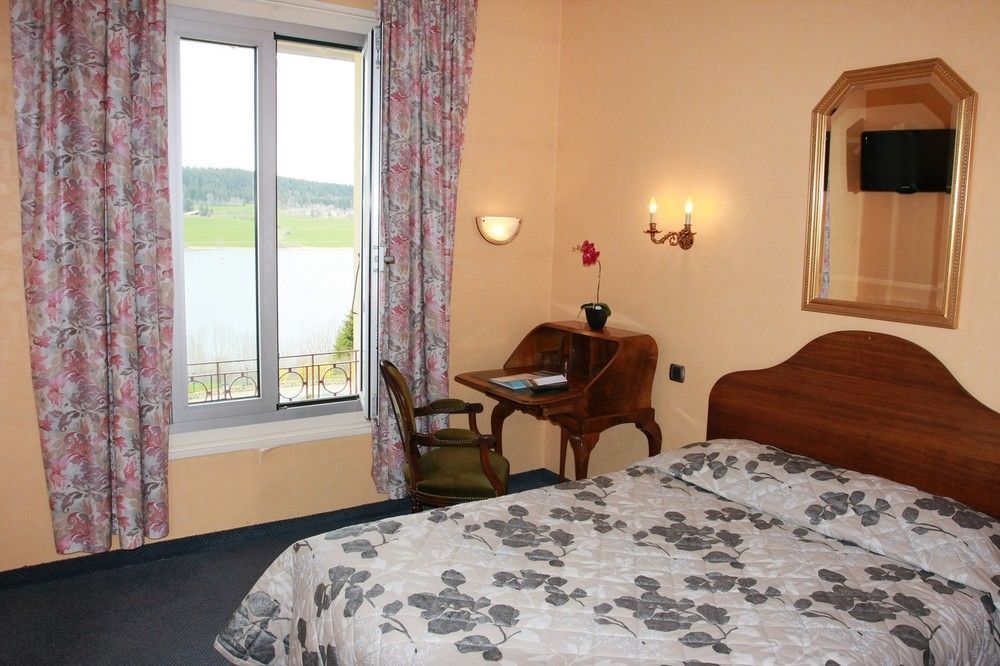 Hotel-Restaurant Le Lac Malbuisson Kültér fotó